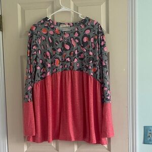 Stylish Pink and Gray Leopard Print Women's Top
